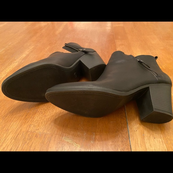Universal Thread heeled booties zip sides new 10 - Picture 10 of 16